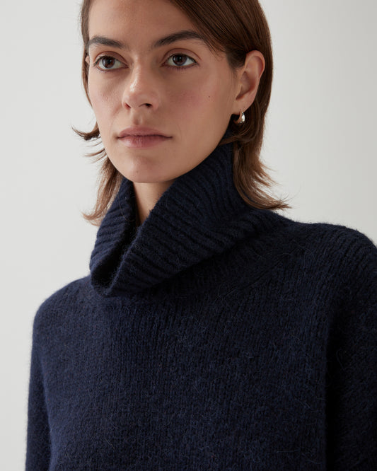 Claudia Sweater Chunky Alpaca Navy